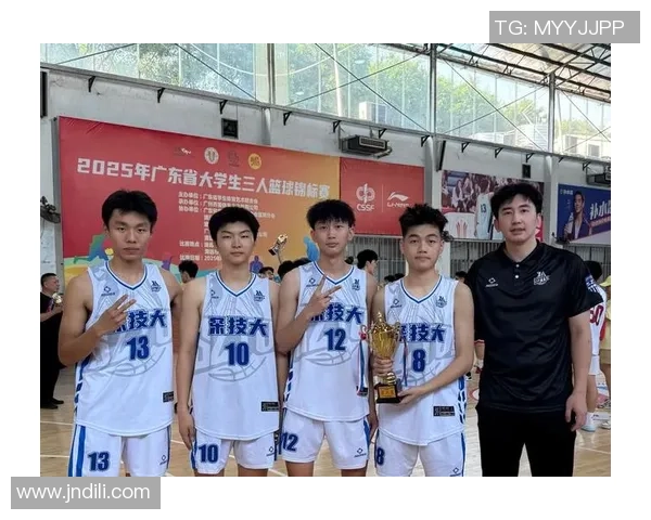 深圳篮球队在全国锦标赛积分榜上以51分稳居第一名展现强劲实力