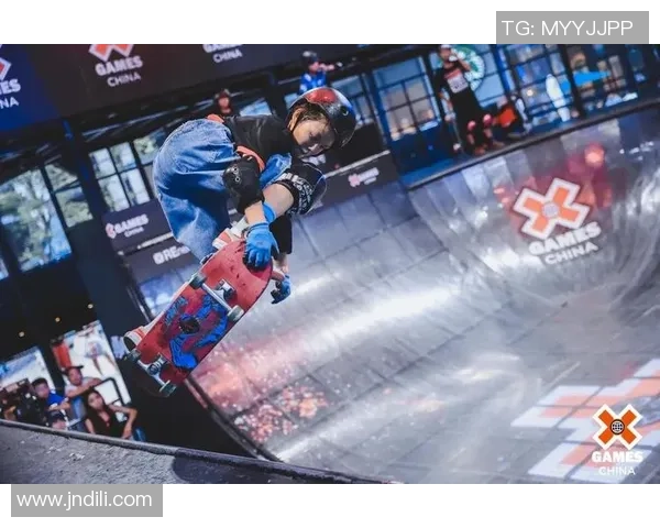 滑板热点：解读重庆滑板队的快攻