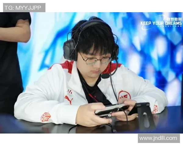 聚焦王者荣耀：WE的团队协作话题_1