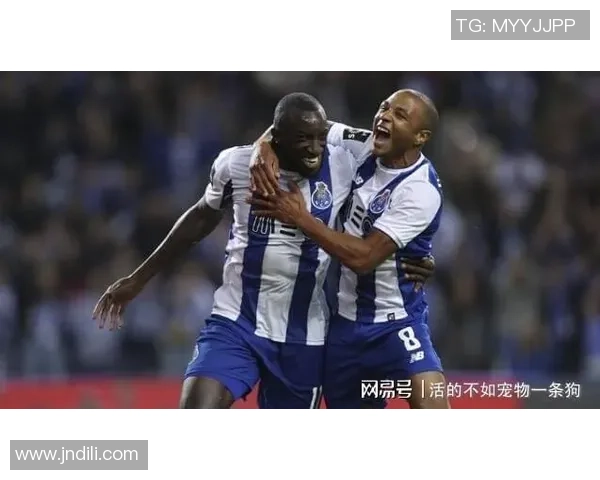 足球评论：重庆足球队的转换得失